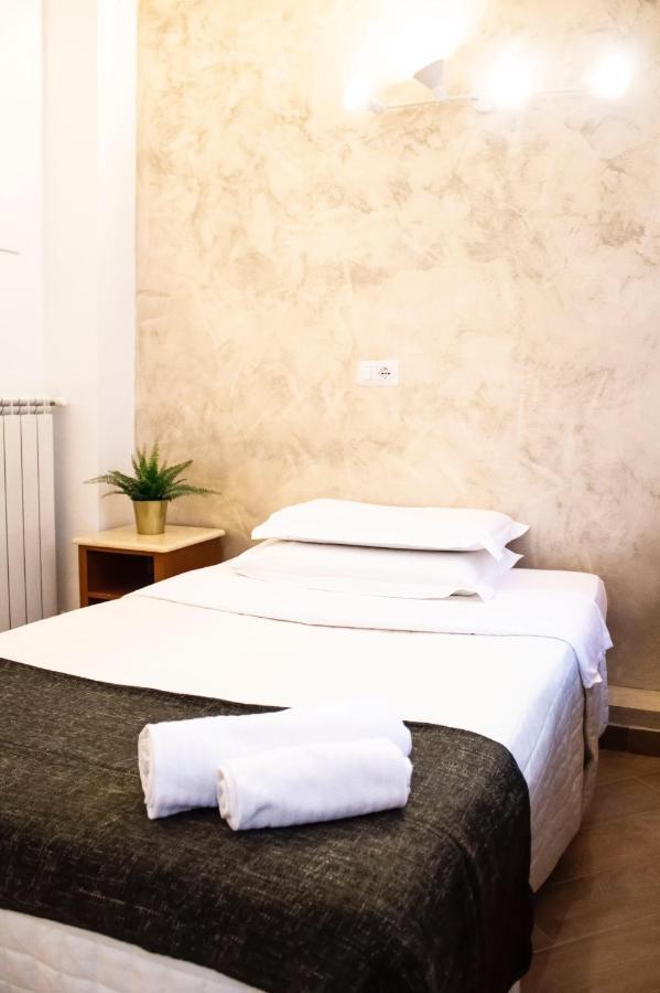 Hotel Capri Рим Экстерьер фото