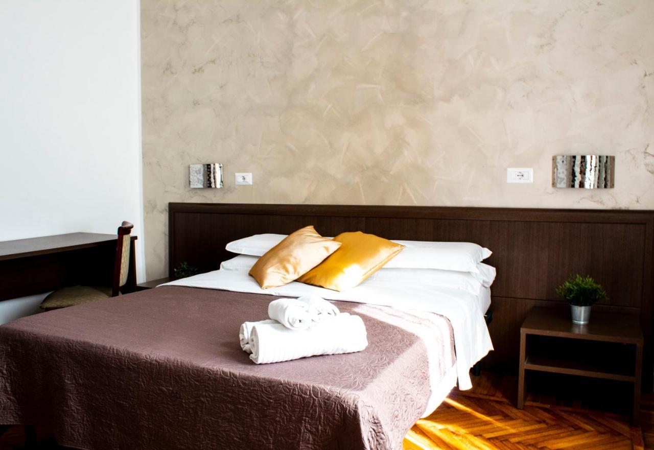Hotel Capri Рим Экстерьер фото